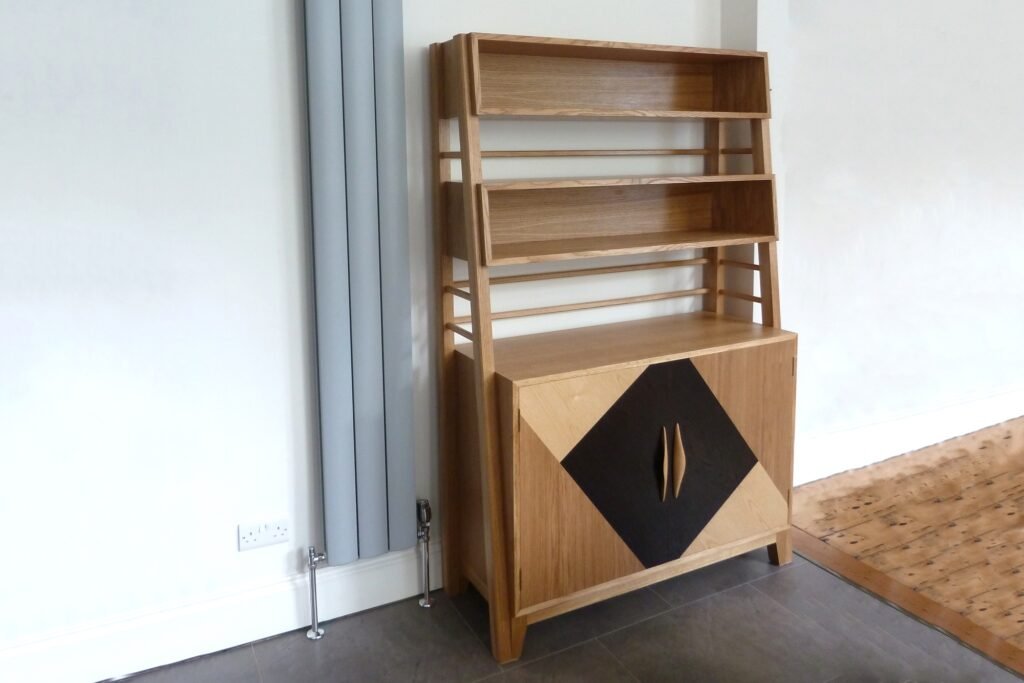 Oak contemporary dresser