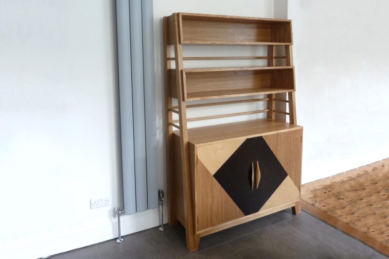 Oak contemporary dresser